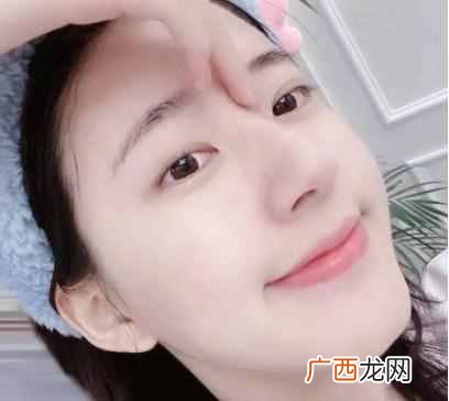 两款眼霜对比分析 兰蔻眼霜和雅诗兰黛眼霜哪个好