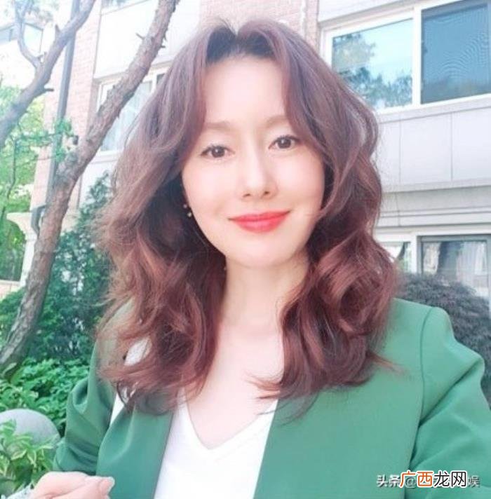 金智秀近50容颜不老 南柱赫金智秀分手