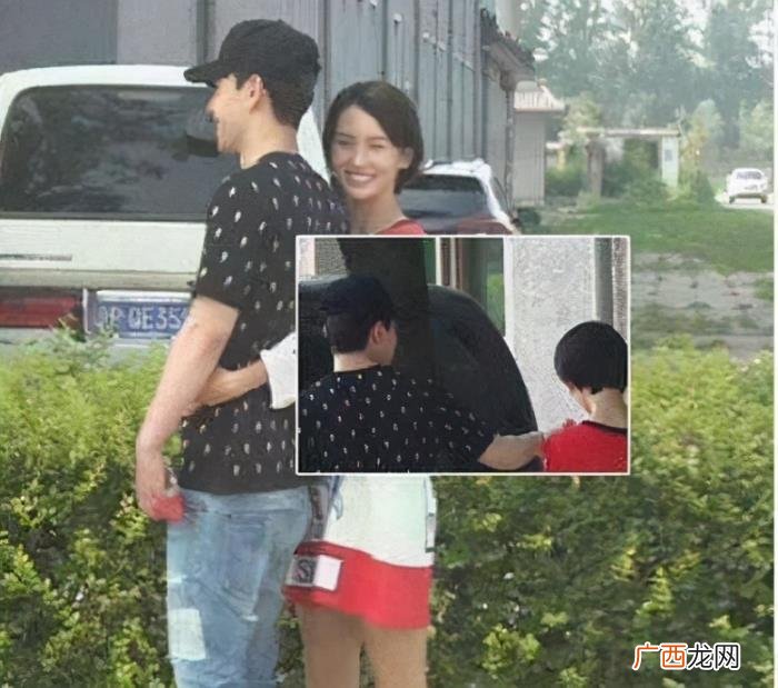 金晨择偶标准邓伦，金晨谈理想型按照邓伦的标准找男友
