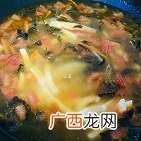 暖心暖胃，减脂消食-家常酸辣汤