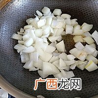 简单易做的牛肉炒洋葱