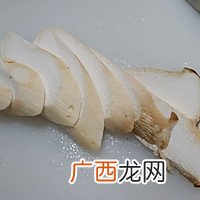 葱烧蘑菇，传统鲁菜