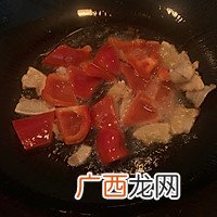 到了湘菜馆必点的肉汤泡饭