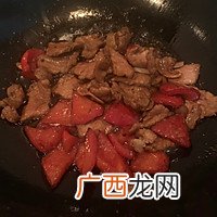 到了湘菜馆必点的肉汤泡饭