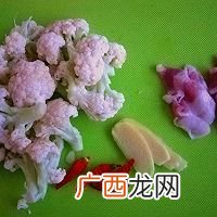 超正宗湘菜，姜爆鸡翅&amp;amp;干锅花菜便当，鲜香劲爽！
