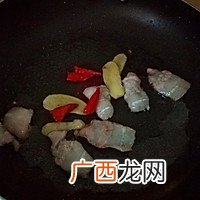 超正宗湘菜，姜爆鸡翅&amp;amp;干锅花菜便当，鲜香劲爽！