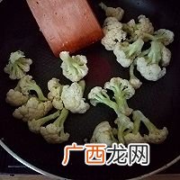 超正宗湘菜，姜爆鸡翅&amp;amp;干锅花菜便当，鲜香劲爽！