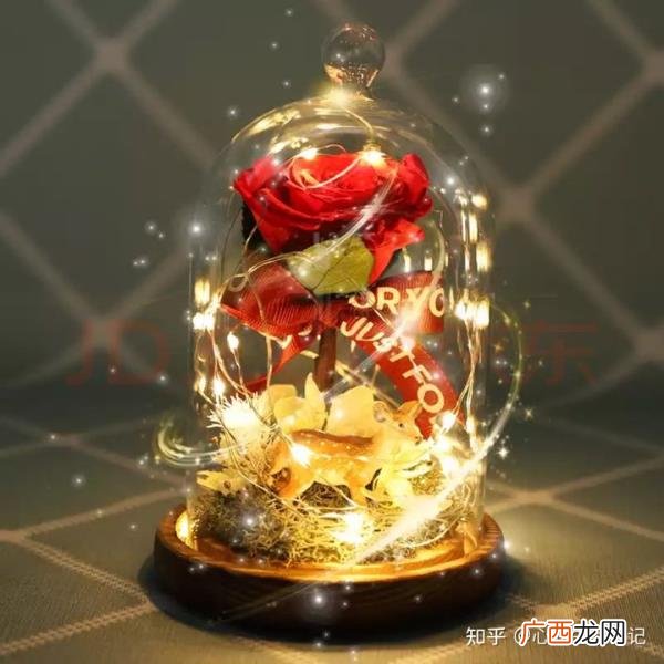 送女友千元左右的礼物，有哪些适合送给女友的七夕礼物