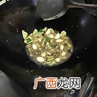 正宗湖北风味鱼头火锅