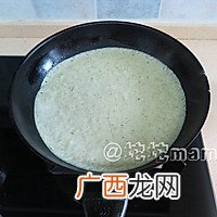 湖北特色小吃腊肉炒豆丝