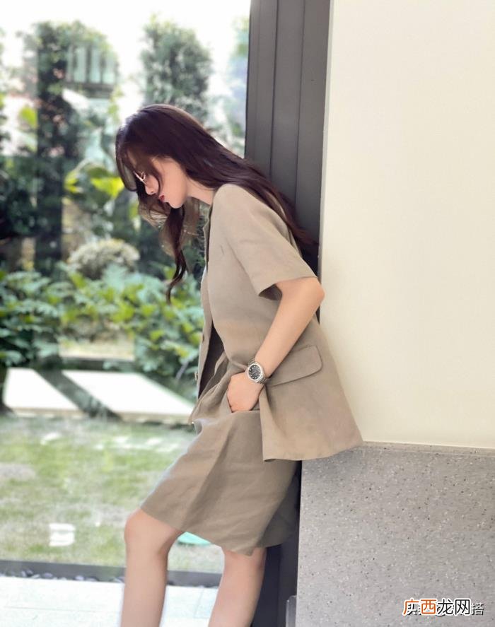 刘诗诗服装搭配,刘诗诗教你气质风搭配