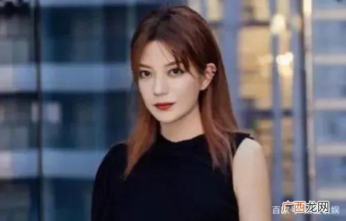 赵薇黄晓明微博超话，黄晓明删除与赵薇的微博