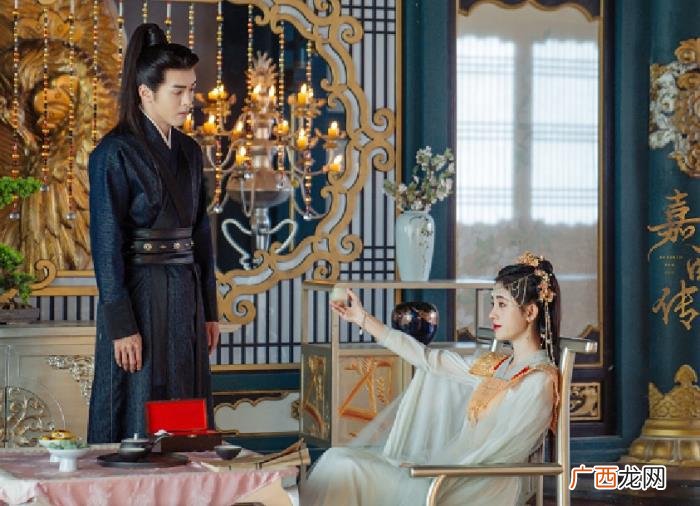 鞠婧祎被吐槽妆浓，鞠婧祎妆容被吐槽
