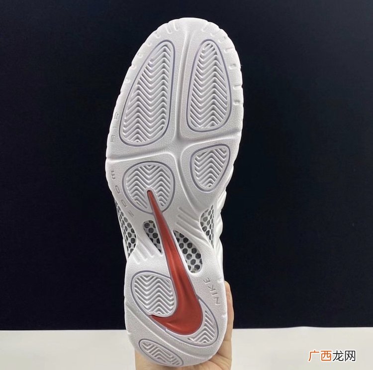 Nike Air Foamposite Pro “White”3月5日发售