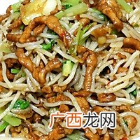浓郁湖北风味—肉丝炒米粉