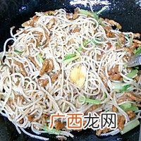 浓郁湖北风味—肉丝炒米粉
