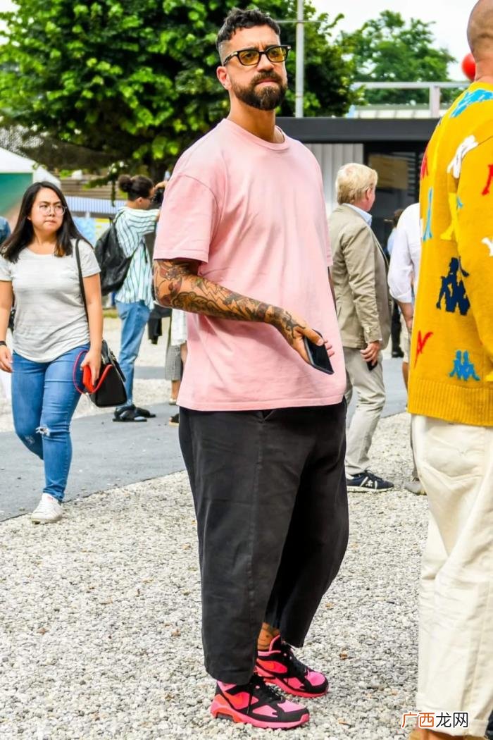 男士的穿衣烦恼该如何解决 胖男人穿衣搭配