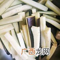 川湘菜馆必点菜～豆角炒茄子