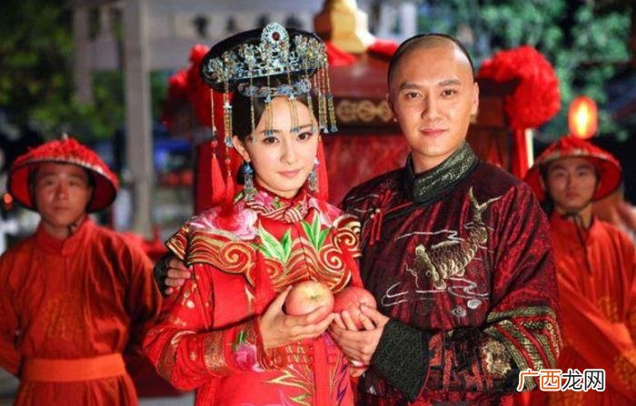 杨幂的命运，剧组三大主演杨幂冯绍峰佟丽娅命运相似