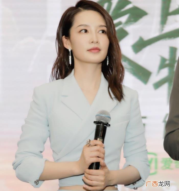 李沁黄景瑜北京发布会，李沁黄景瑜现身发布会