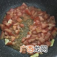 快手暖心西红柿金针菇肥牛汤