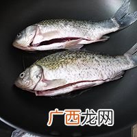 鲫鱼豆腐汤
