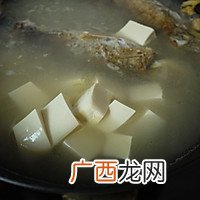 鲫鱼豆腐汤