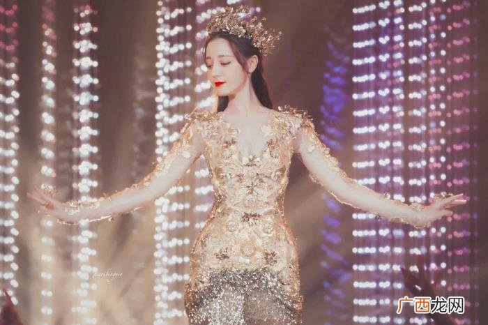 一线顶流女明星，美艳又撩人的顶流女明星