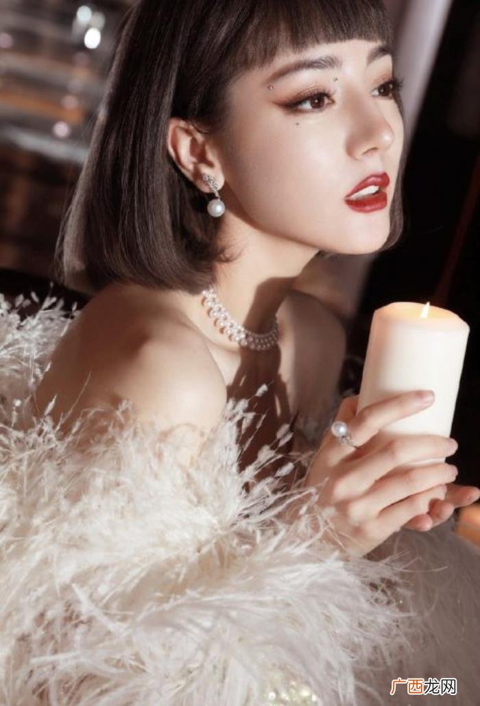 一线顶流女明星，美艳又撩人的顶流女明星