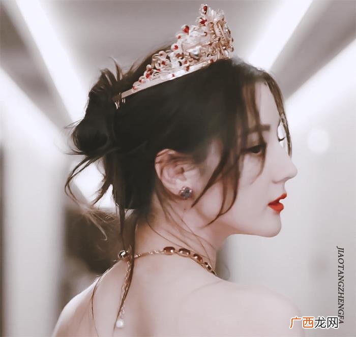 一线顶流女明星，美艳又撩人的顶流女明星