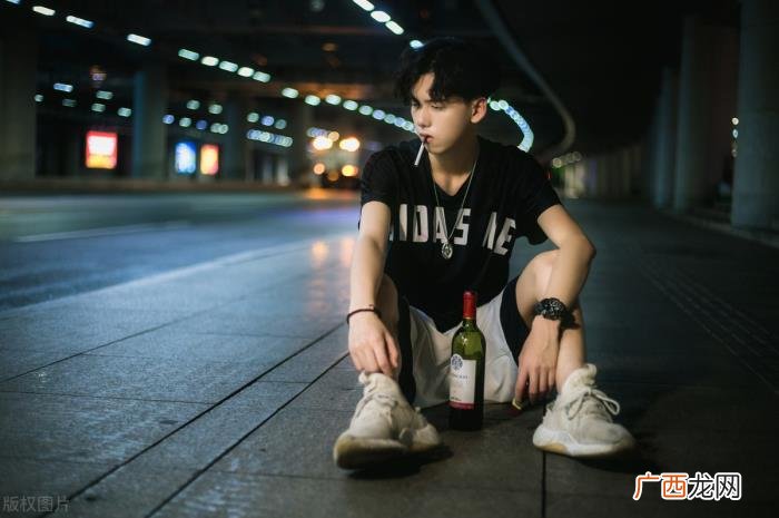 巨蟹女喜欢一个人,巨蟹女爱上你才会有的3种表现
