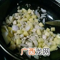 咖喱鸡肉饭