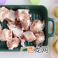 红烧排骨，酱香十足!