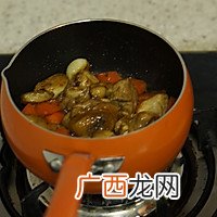 新厨娘的创新年夜菜—酱油时蔬炖鸡