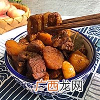 土豆红烧肉