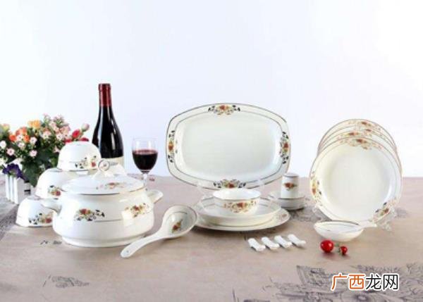 亲家乔迁送什么礼物好，乔迁送什么礼物好