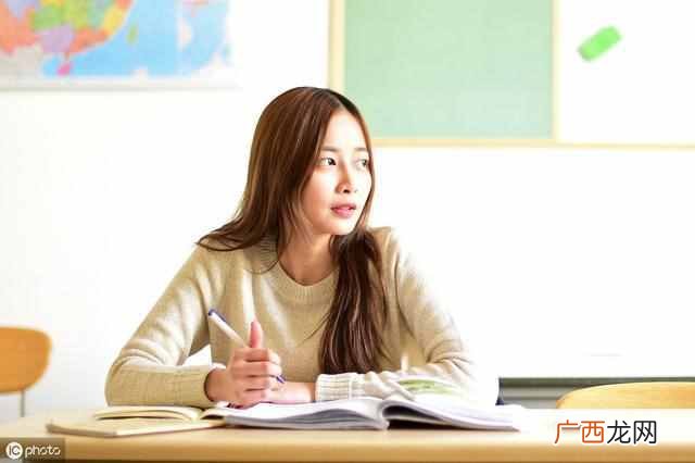 如何度过大学生活（大学生应该如何度过大学生