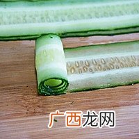 夏天还在吃拍黄瓜吗？有更高颜值好吃的【响油黄瓜】