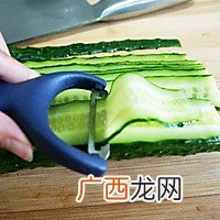 夏天还在吃拍黄瓜吗？有更高颜值好吃的【响油黄瓜】