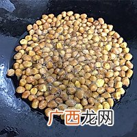 酥脆爽口,越吃越香的油炸花生米