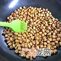 酥脆爽口,越吃越香的油炸花生米