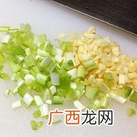 5分钟炒个能吃两碗饭的辣椒炒鸡蛋