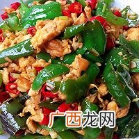 5分钟炒个能吃两碗饭的辣椒炒鸡蛋