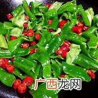 5分钟炒个能吃两碗饭的辣椒炒鸡蛋
