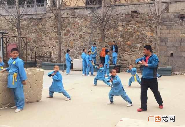 魂牵梦萦游少林寺 魂牵梦萦的意思