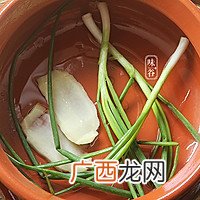 黄豆焖猪蹄