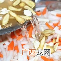 糖醋爽脆腌萝卜条
