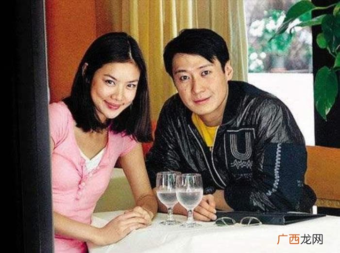 传前夫黎明与女友秘密结婚 黎明乐基儿结婚