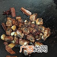 土豆红烧排骨