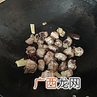 土豆红烧排骨